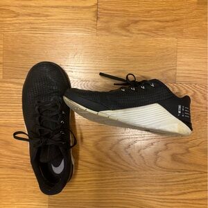 Nike women’s metcon, 9